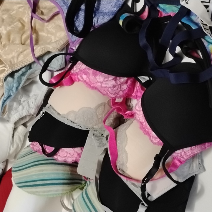Bundle Of 26 Intimates Lingerie Bras Multiple Sizes Various Brand Names 2 Ea